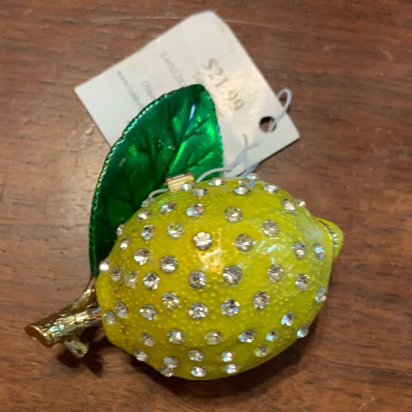 .2 small Decorative Jewelry Boxes - Picture 7 of 16